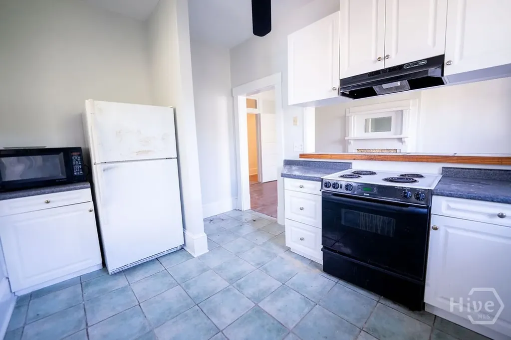 210 W W 41st Street Savannah GA 31401