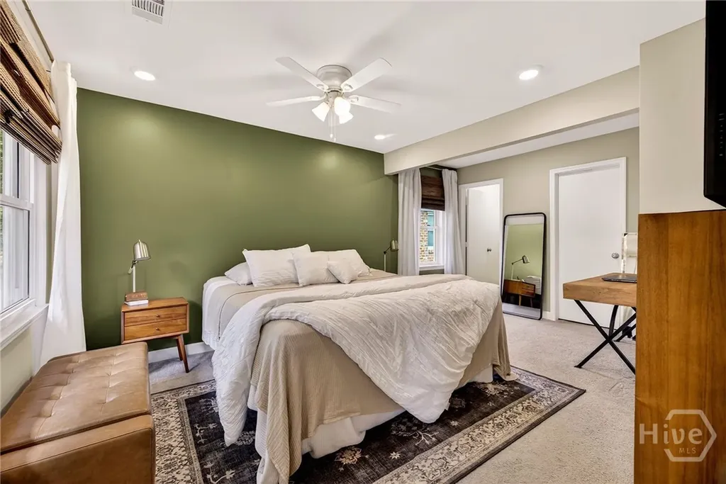 206 E 65th Street Savannah GA 31405