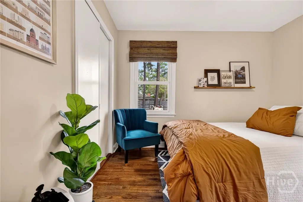 206 E 65th Street Savannah GA 31405