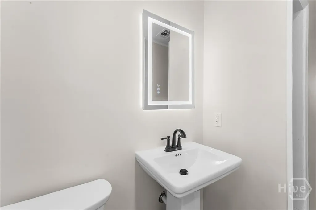 2318 Florida Avenue Savannah GA 31404