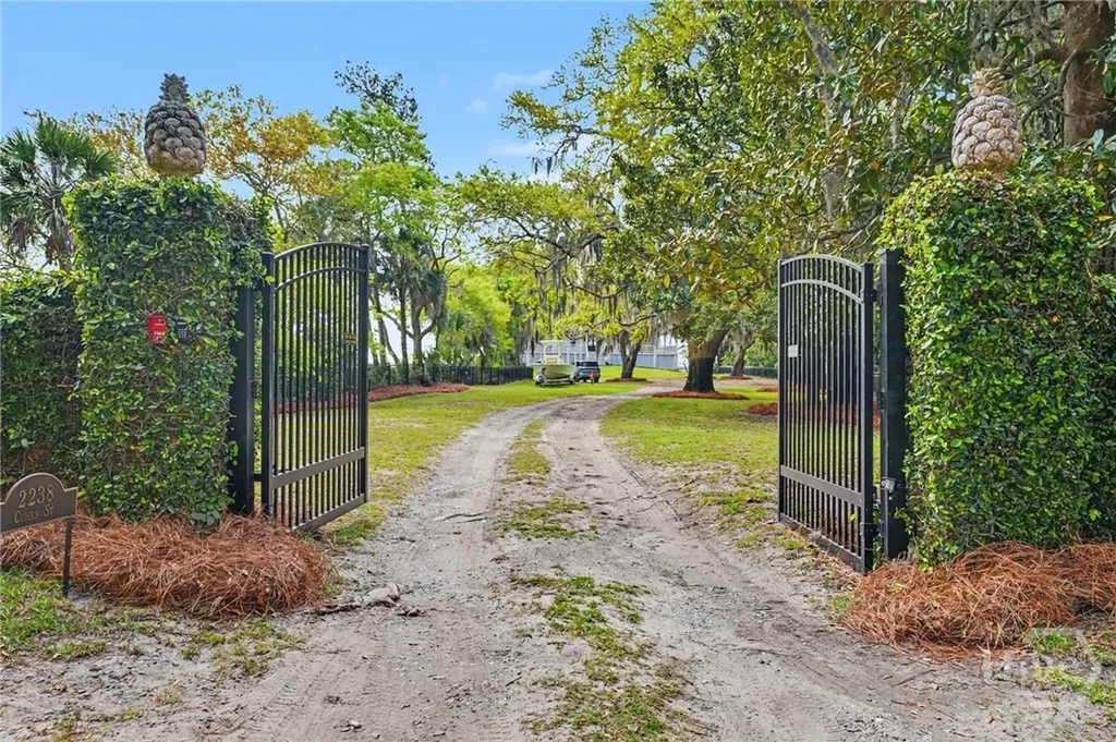 2238 Cohen Street Savannah GA 31410