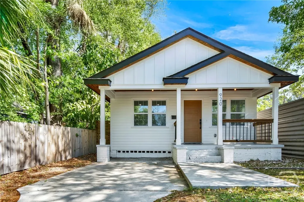 920 W 51st Street Savannah GA 31405