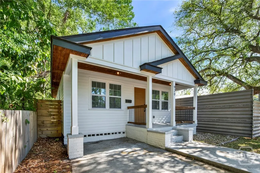 920 W 51st Street Savannah GA 31405