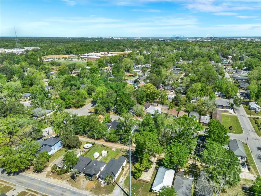920 W 51st Street Savannah GA 31405