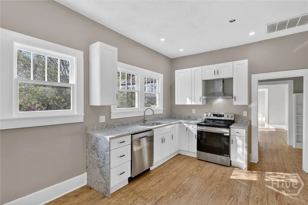 104 E Burkhalter Street Pembroke GA 31321