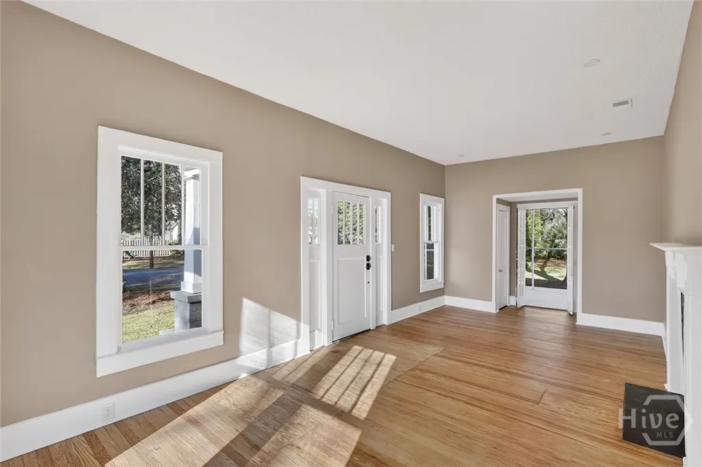 104 E Burkhalter Street Pembroke GA 31321