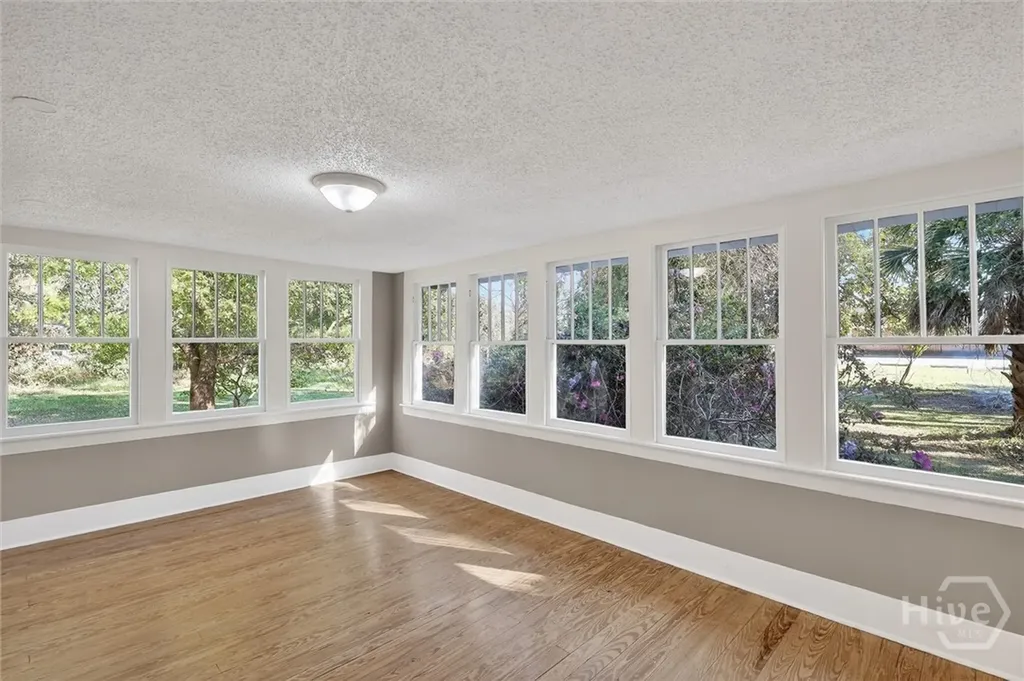 104 E Burkhalter Street Pembroke GA 31321