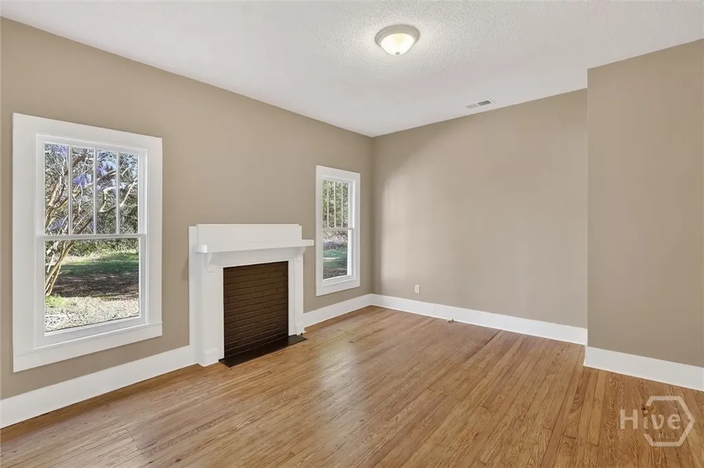 104 E Burkhalter Street Pembroke GA 31321