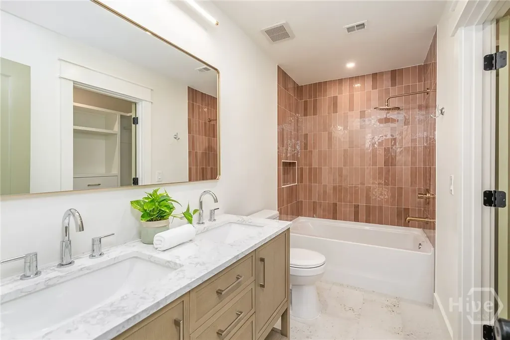 32 Dame Kathryn Drive Savannah GA 31411