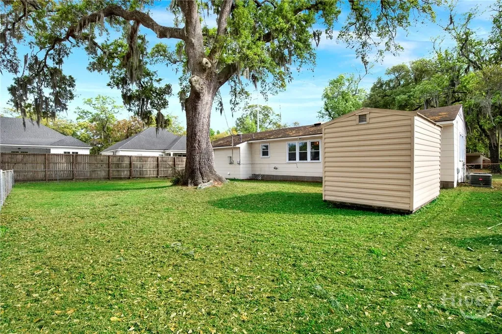2356 E 42nd Street Savannah GA 31404