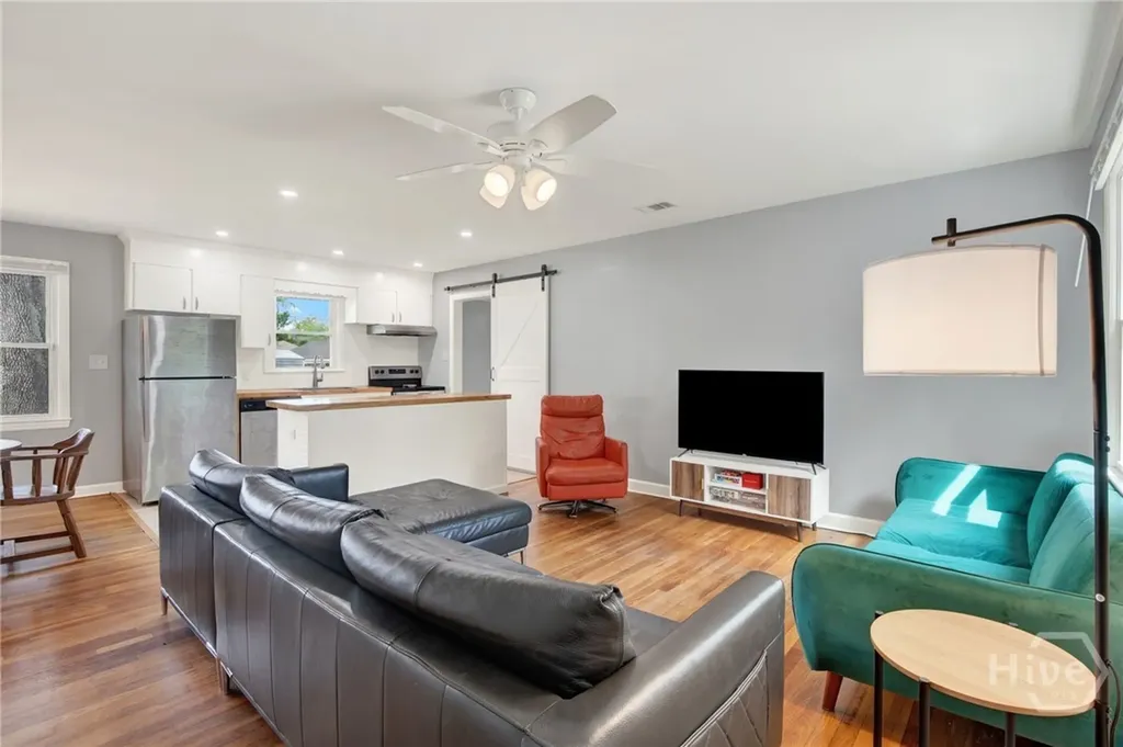 2356 E 42nd Street Savannah GA 31404