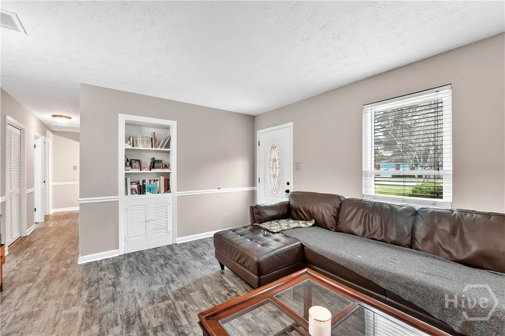 7313 Tropical Way Savannah GA 31410
