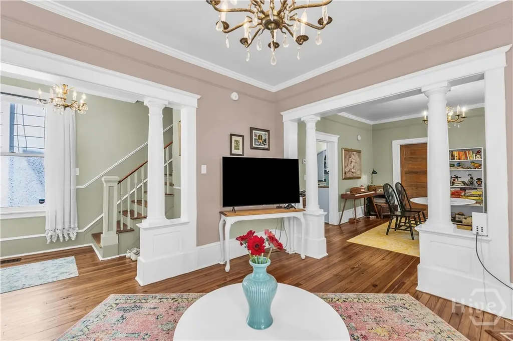 712 E 37th Street Savannah GA 31401