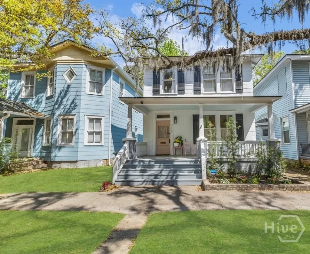 712 E 37th Street Savannah GA 31401