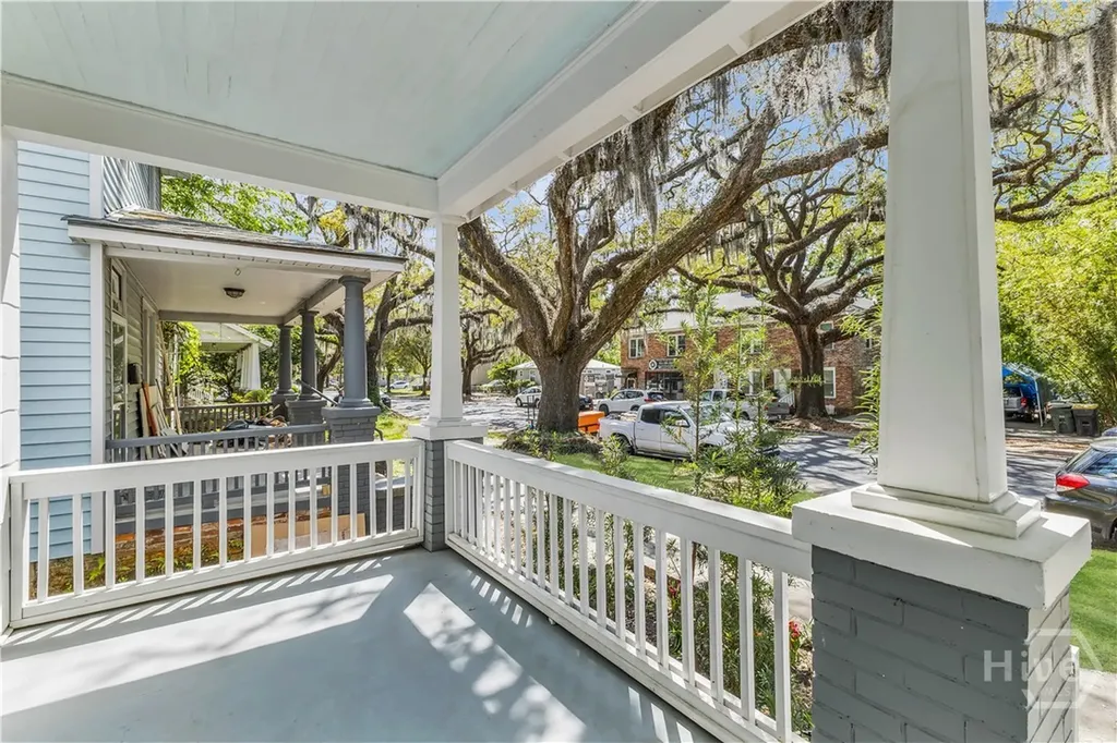 712 E 37th Street Savannah GA 31401