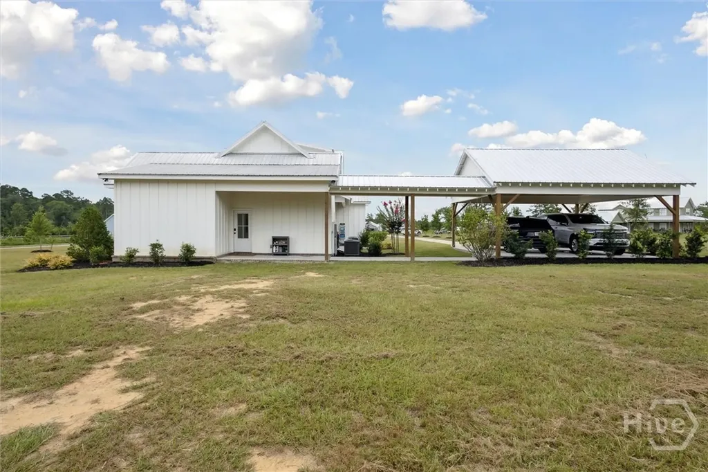 1513 Paris Avenue Swainsboro GA 30401