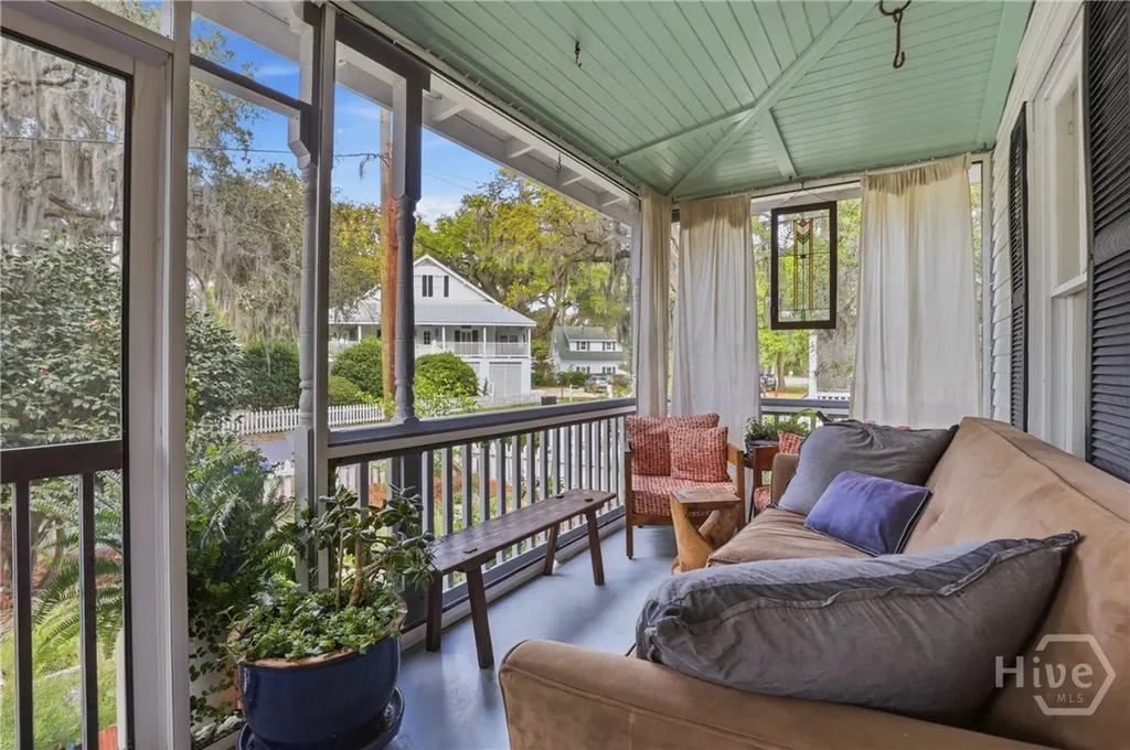 57 Henderson Avenue Savannah GA 31406