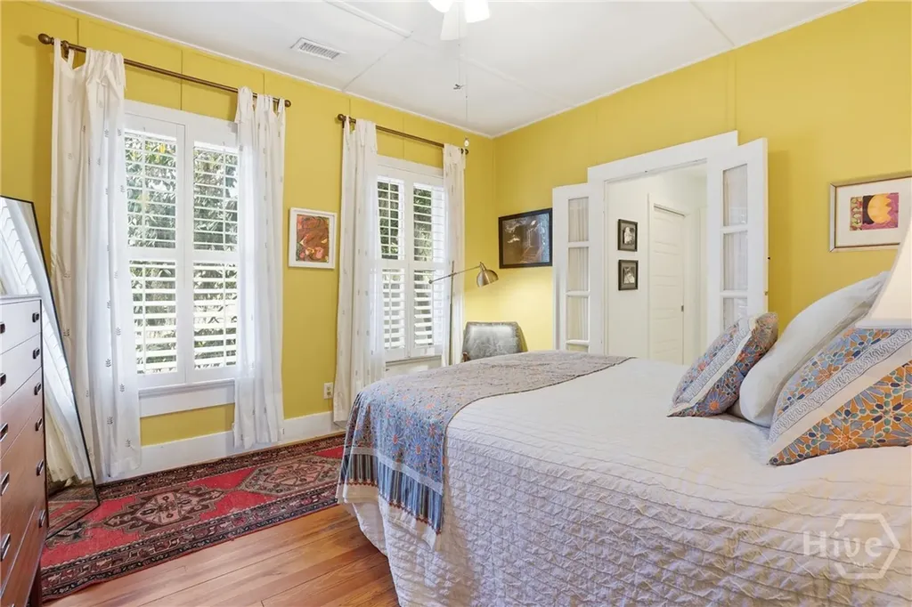 57 Henderson Avenue Savannah GA 31406