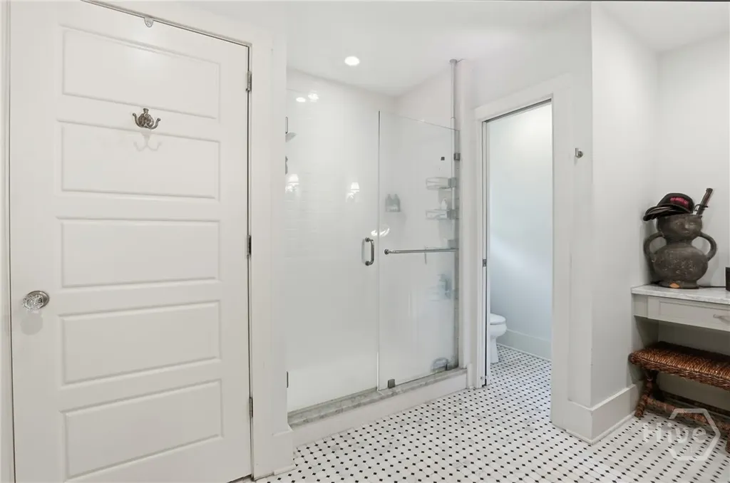 57 Henderson Avenue Savannah GA 31406
