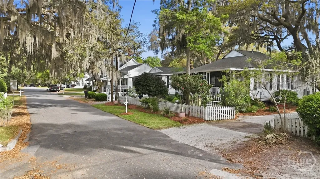 57 Henderson Avenue Savannah GA 31406