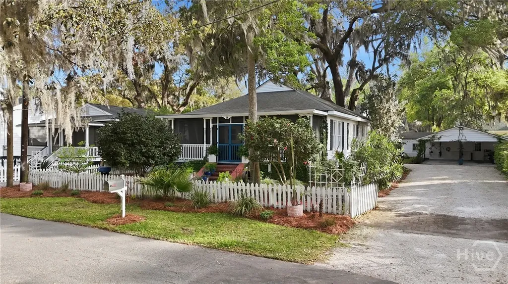 57 Henderson Avenue Savannah GA 31406