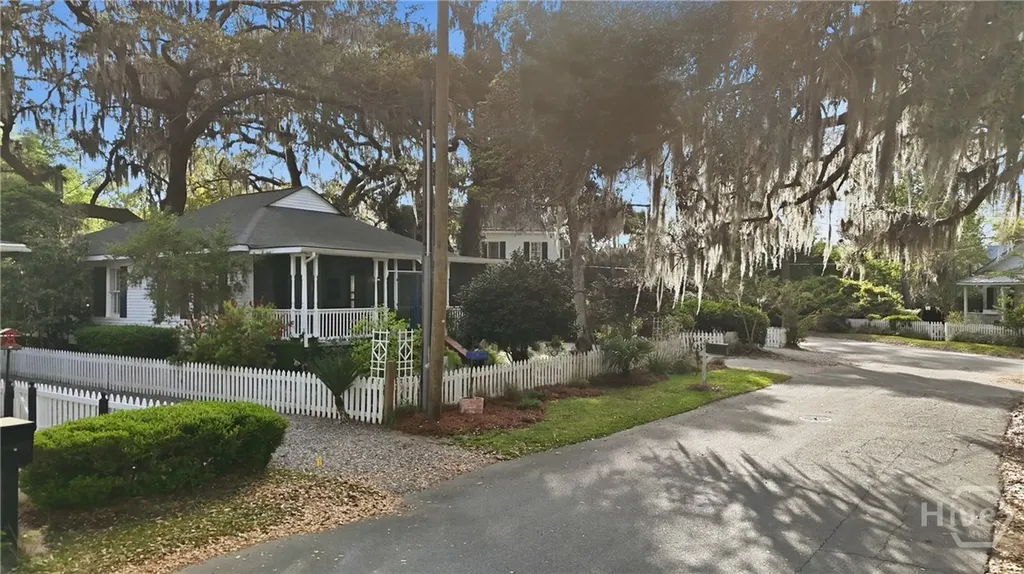 57 Henderson Avenue Savannah GA 31406