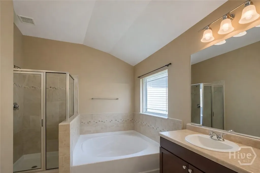 35 Chapel Lake N Savannah GA 31419