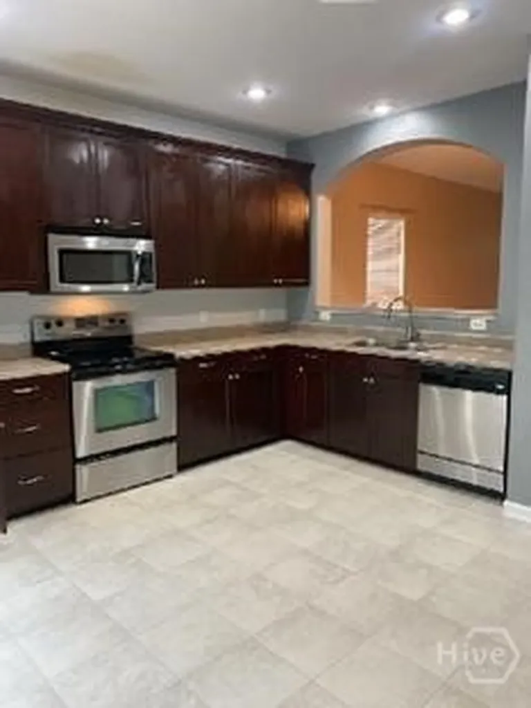 35 Chapel Lake N Savannah GA 31419