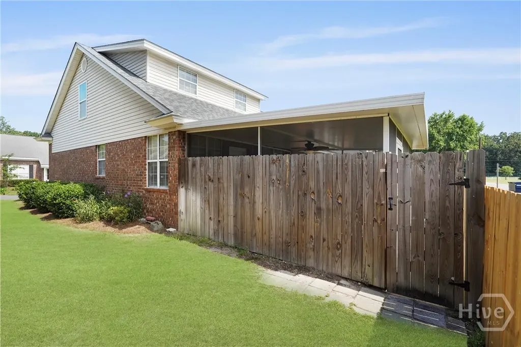 1159 Mohawk Street Savannah GA 31419