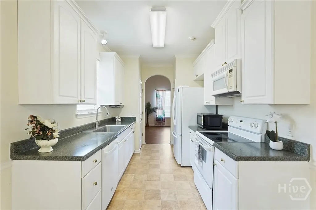 1159 Mohawk Street Savannah GA 31419