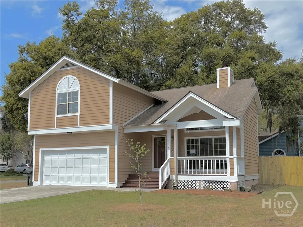 2 Oemler Court E Savannah GA 31410