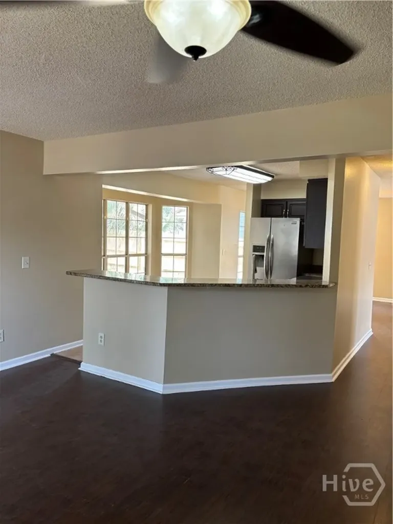 2 Oemler Court E Savannah GA 31410