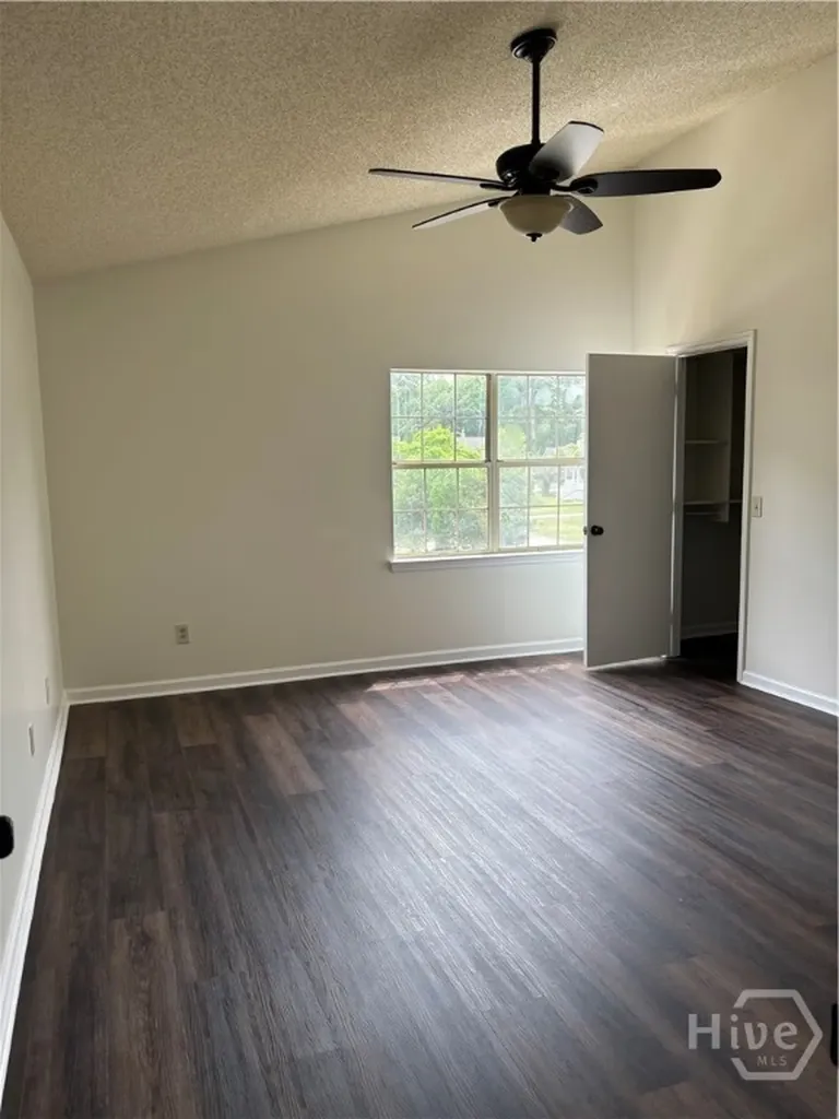 2 Oemler Court E Savannah GA 31410