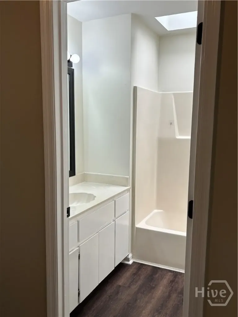 2 Oemler Court E Savannah GA 31410
