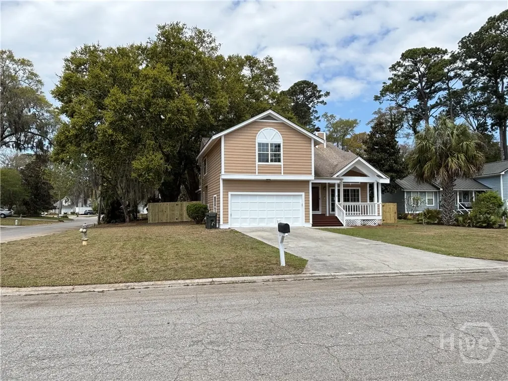 2 Oemler Court E Savannah GA 31410