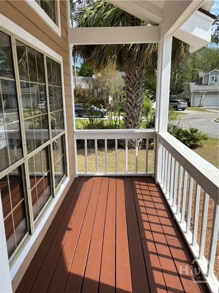 2 Oemler Court E Savannah GA 31410