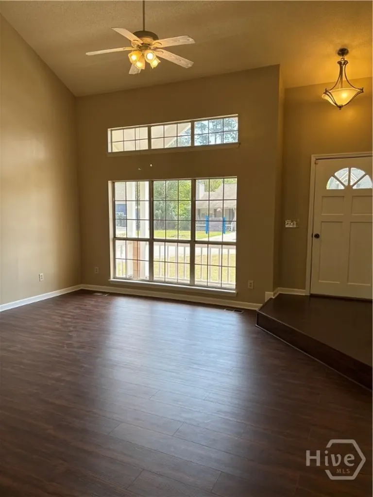 2 Oemler Court E Savannah GA 31410