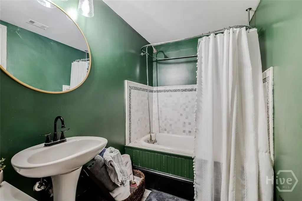 216 W Bolton Street Savannah GA 31401