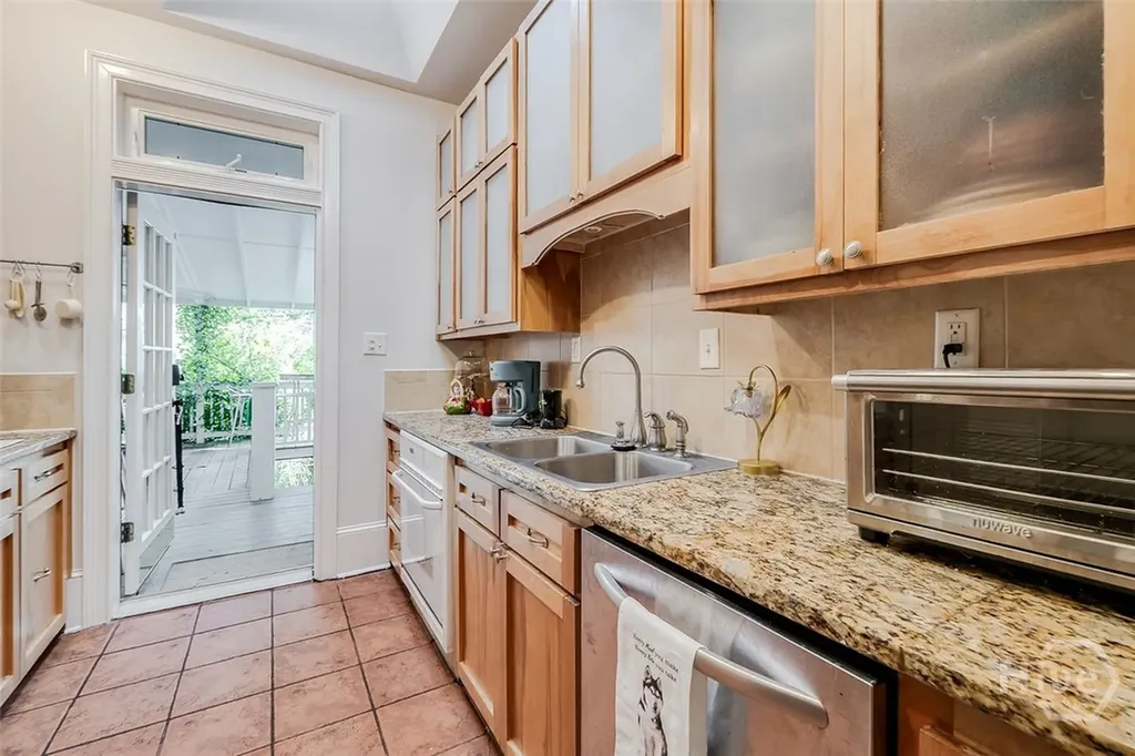 216 W Bolton Street Savannah GA 31401