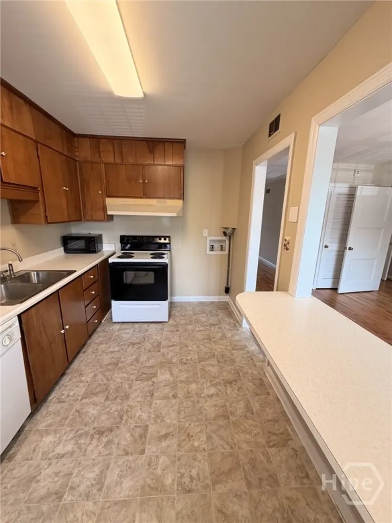 139 E 55th Street Savannah GA 31406