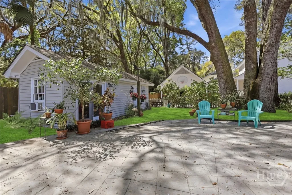 7 Brighton Way Savannah GA 31406