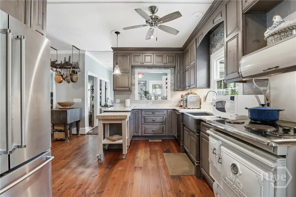 7 Brighton Way Savannah GA 31406