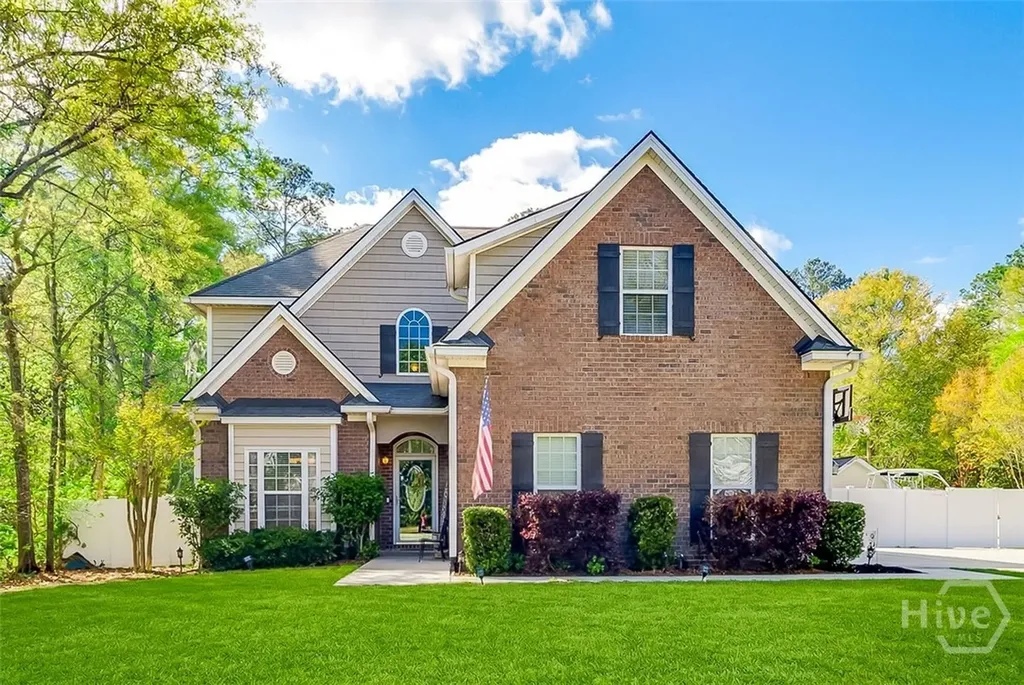 23 Macbeth Court N Richmond Hill GA 31324