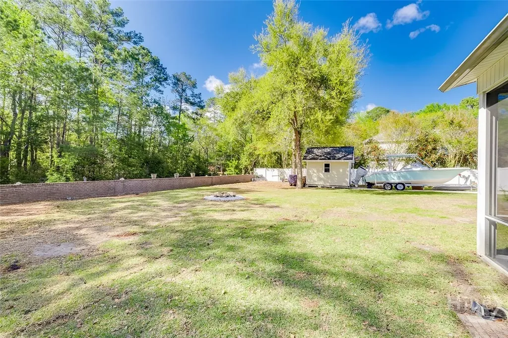 23 Macbeth Court N Richmond Hill GA 31324