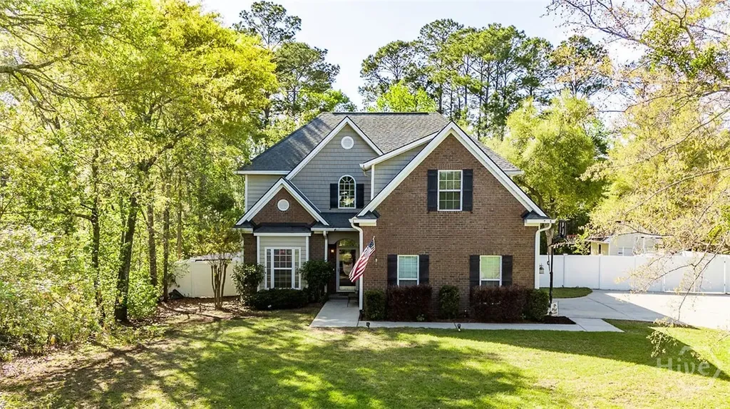 23 Macbeth Court N Richmond Hill GA 31324