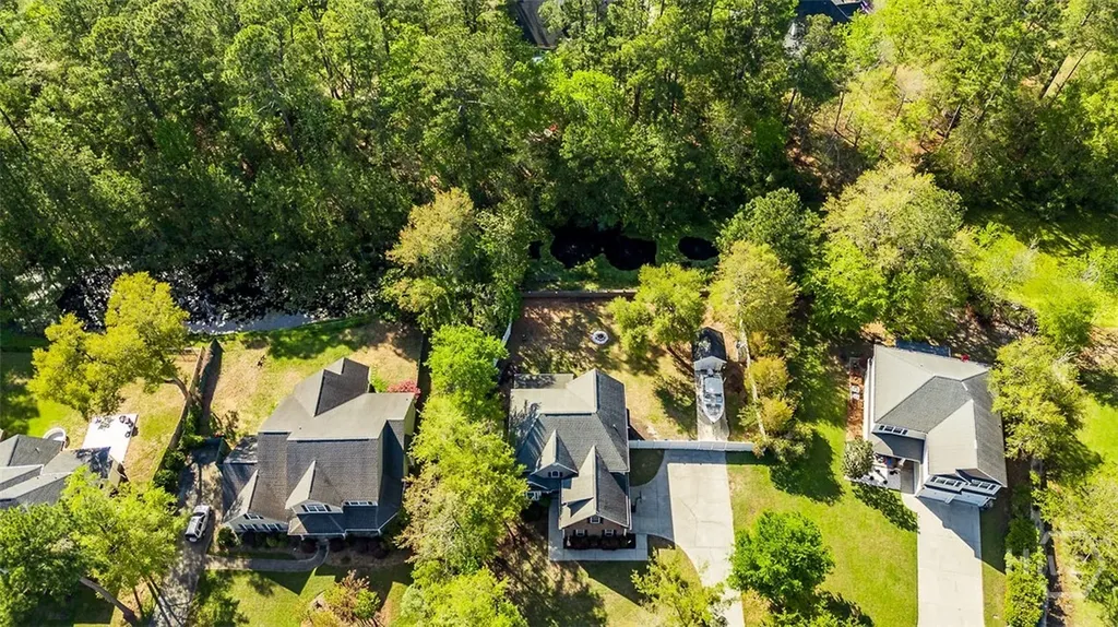 23 Macbeth Court N Richmond Hill GA 31324