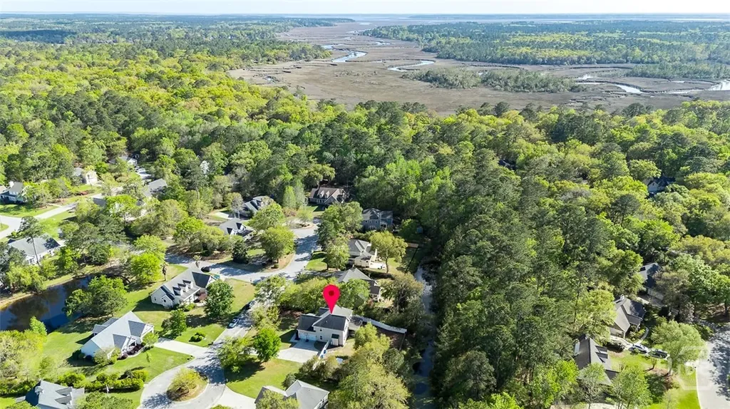 23 Macbeth Court N Richmond Hill GA 31324