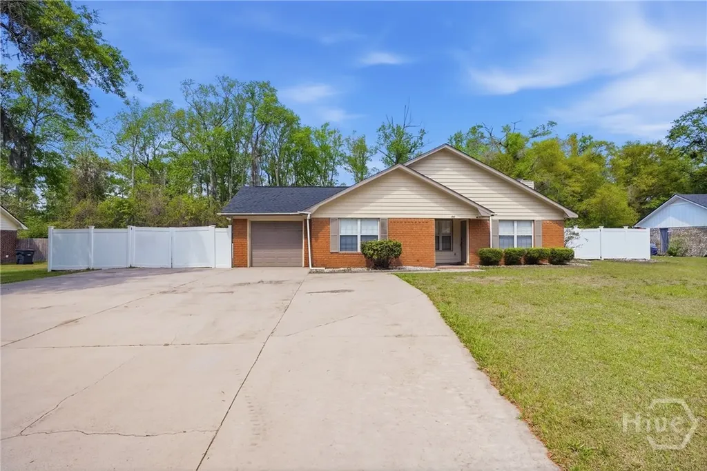 197 Waters Avenue Allenhurst GA 31301