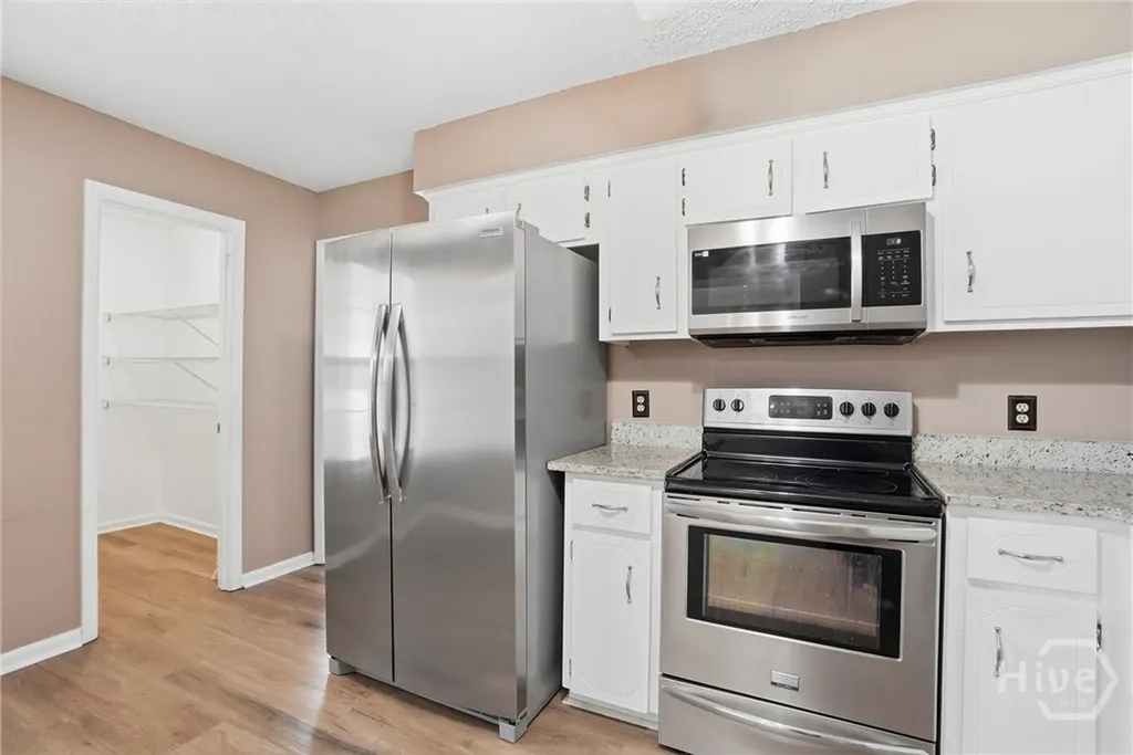 197 Waters Avenue Allenhurst GA 31301