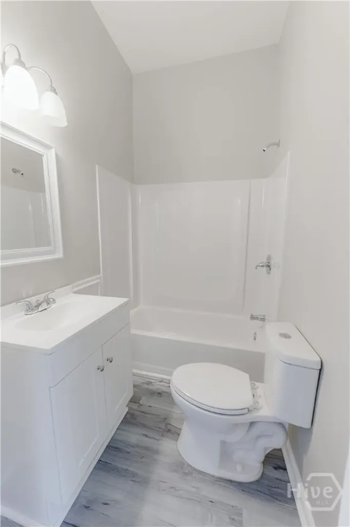 2217 Bolling Street Savannah GA 31404